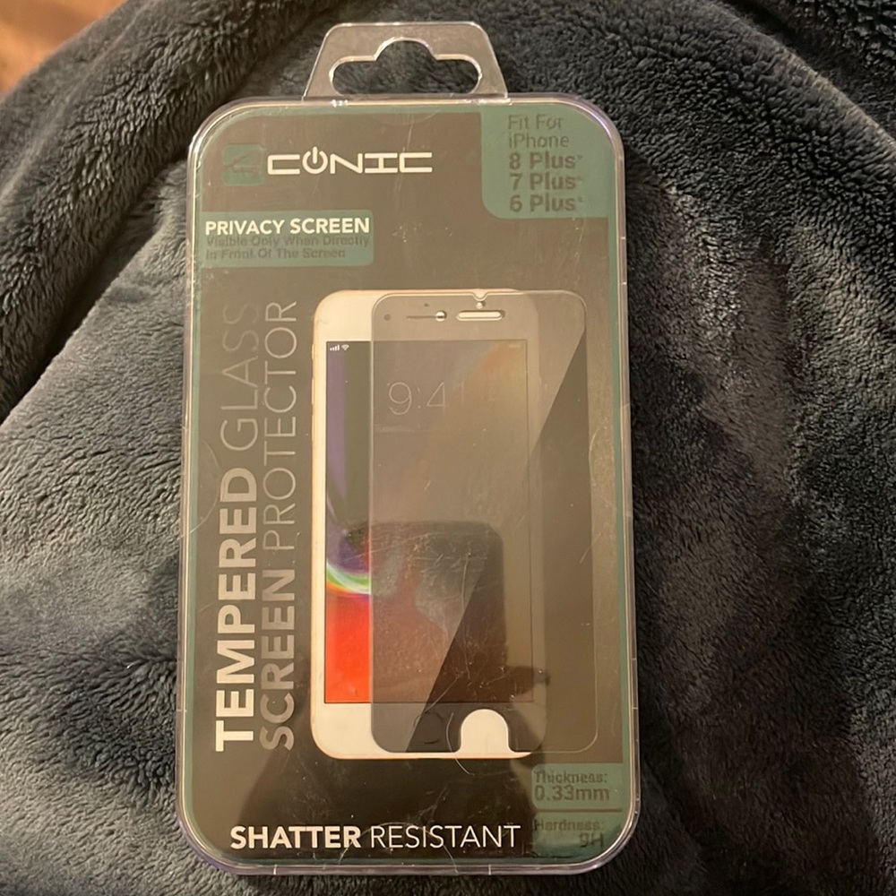 Privacy screen protector